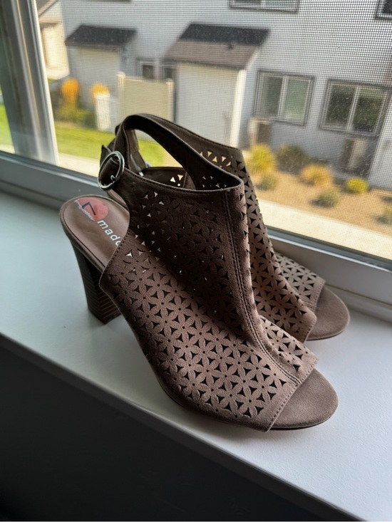 Madden Girl Shoes - Madden Girl Brown Laser-Cut Peep-Toe Slingback Heels